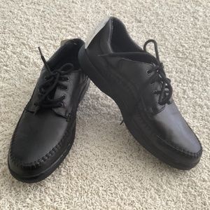 Men’s Travellers Black Leather Oxford